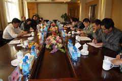 5月20日，集团公司总裁王海霞带领总裁班子成员一行到兰山煤业公司调研指导工作。